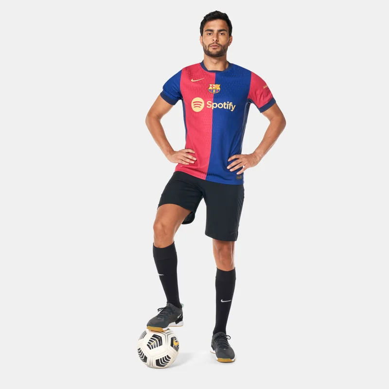 نايكي تيشيرت كرة القدم FC برشلونة 24/25 الأساسي اوثنتك للرجال